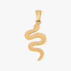 Goldener Anhänger in Schlangenform, minimalistisches Schmuckdesign auf weißem Hintergrund
