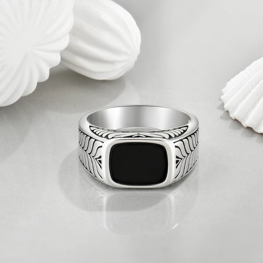 Chevron Ring - Luvéllin