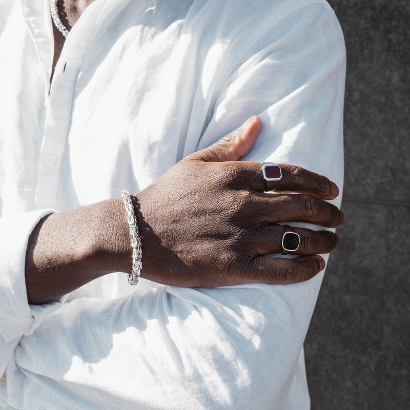 Onyx Ring - Luvéllin