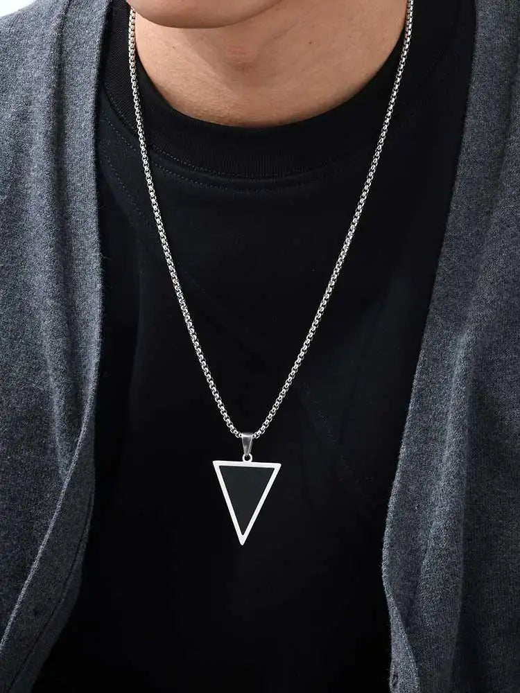 Vnox Triad Anhänger - Luvéllin